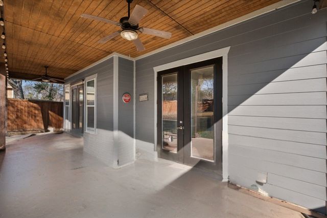 209 W Dallas Street, Mansfield, TX 76063