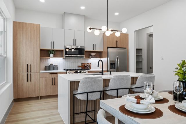 2953 Delafield Street, Houston, TX 77023