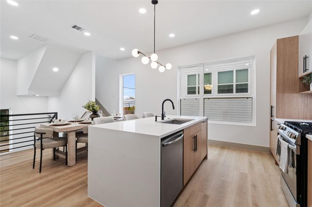 2953 Delafield Street, Houston, TX 77023