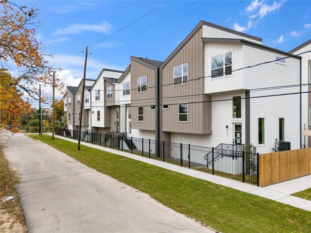 2953 Delafield Street, Houston, TX 77023