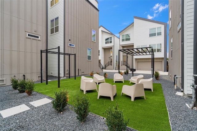 2953 Delafield Street, Houston, TX 77023