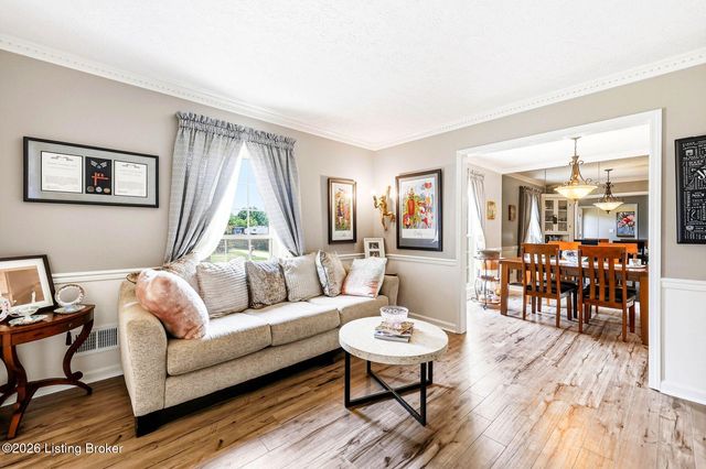 8505 Michael Edward Dr, Louisville, KY 40291
