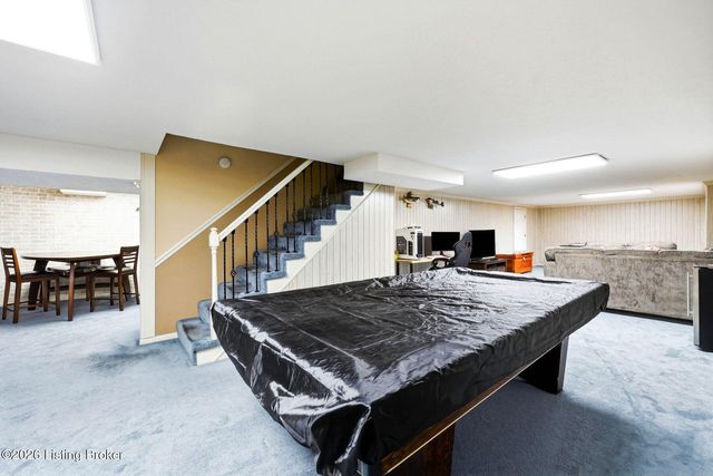 8505 Michael Edward Dr, Louisville, KY 40291