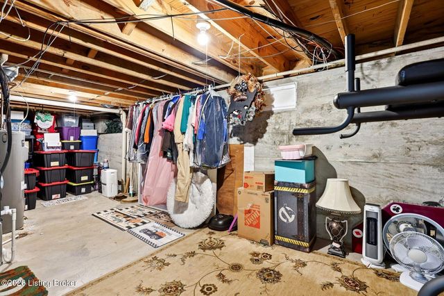 8505 Michael Edward Dr, Louisville, KY 40291