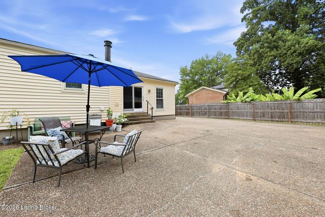 8505 Michael Edward Dr, Louisville, KY 40291