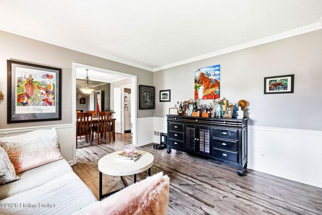 8505 Michael Edward Dr, Louisville, KY 40291