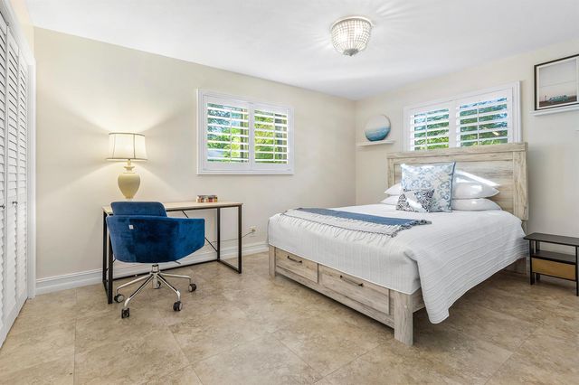 770 NW 3rd Avenue, Boca Raton, FL 33432