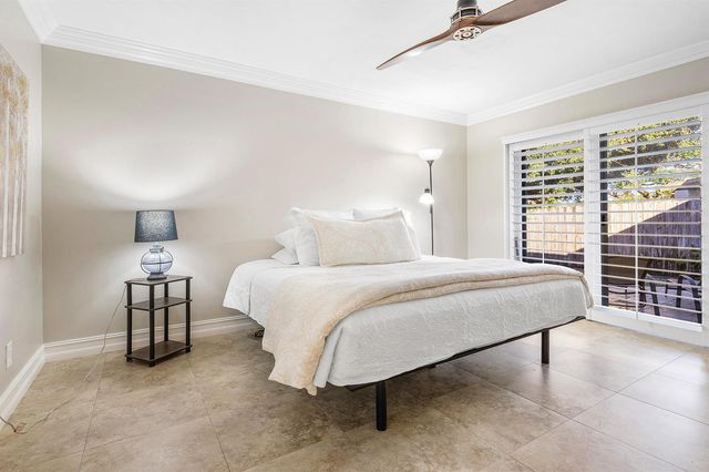 770 NW 3rd Avenue, Boca Raton, FL 33432