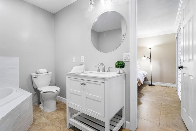 770 NW 3rd Avenue, Boca Raton, FL 33432