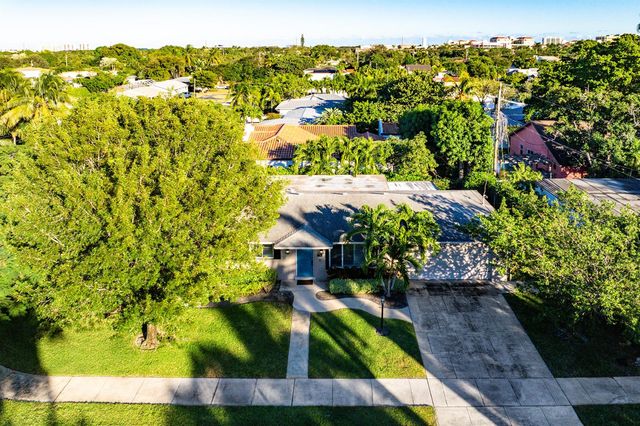 770 NW 3rd Avenue, Boca Raton, FL 33432