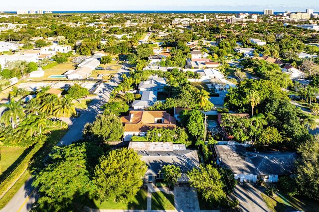 770 NW 3rd Avenue, Boca Raton, FL 33432