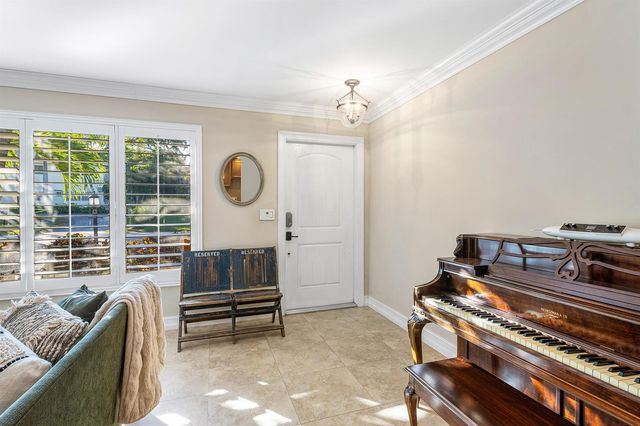 770 NW 3rd Avenue, Boca Raton, FL 33432