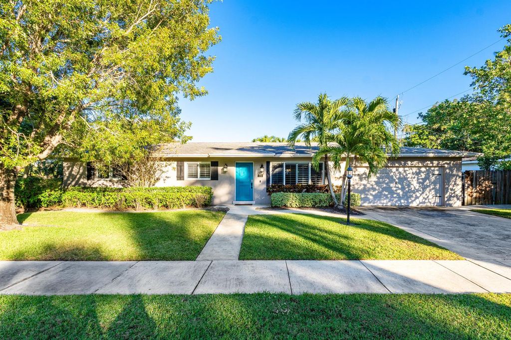 770 NW 3rd Avenue, Boca Raton, FL 33432