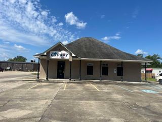 17133 Old Jefferson, Prairieville, LA 70760