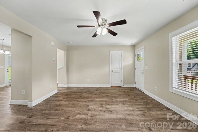 1545 Mayfair Drive, Conover, NC 28613