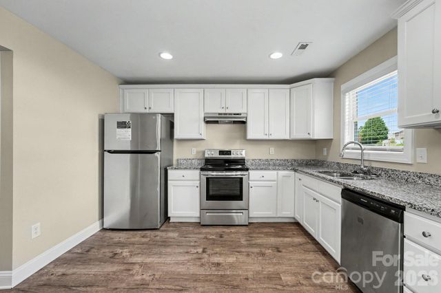 1545 Mayfair Drive, Conover, NC 28613