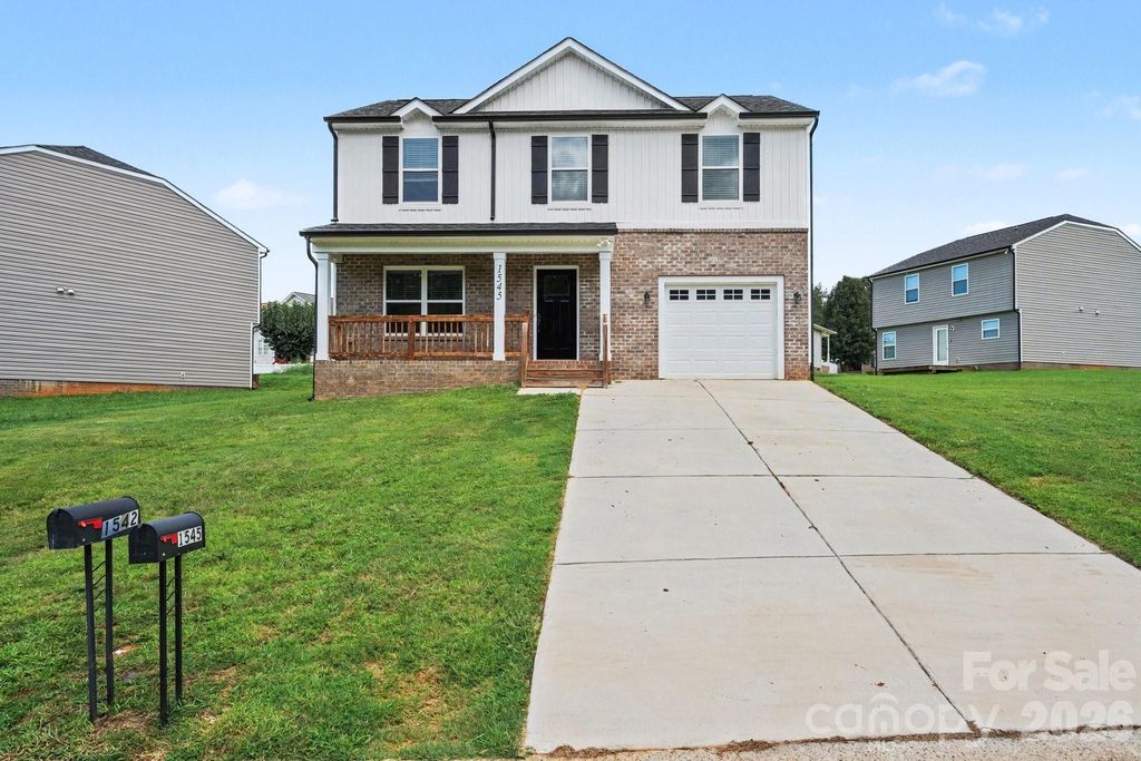 1545 Mayfair Drive, Conover, NC 28613