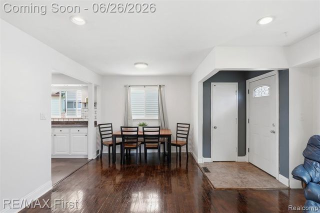 25709 Cubberness Street, Saint Clair Shores, MI 48081
