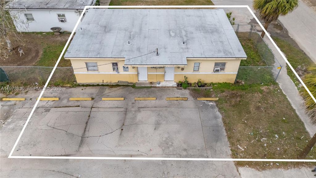 1101 SW 2nd St, Homestead, FL 33030