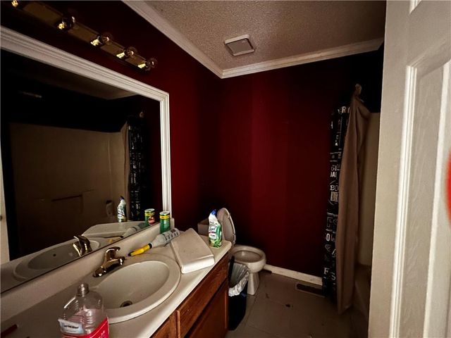 6364 Phillips Court, Lithonia, GA 30058