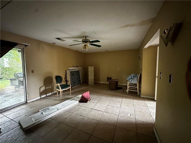 6364 Phillips Court, Lithonia, GA 30058