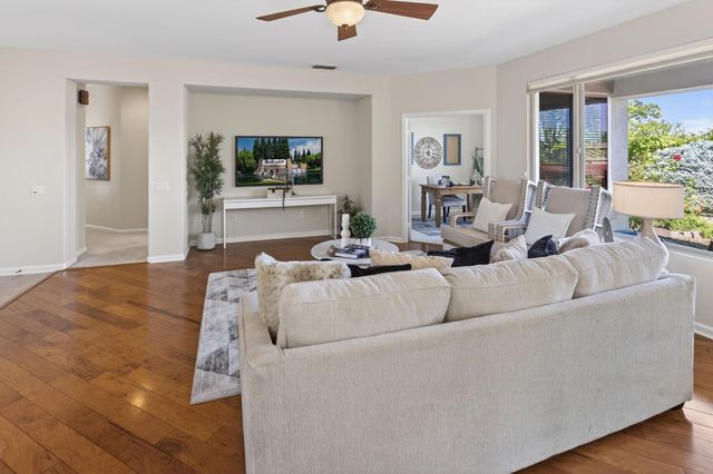 2464 Winding Way, Lincoln, CA 95648