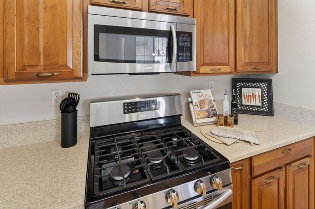 2464 Winding Way, Lincoln, CA 95648