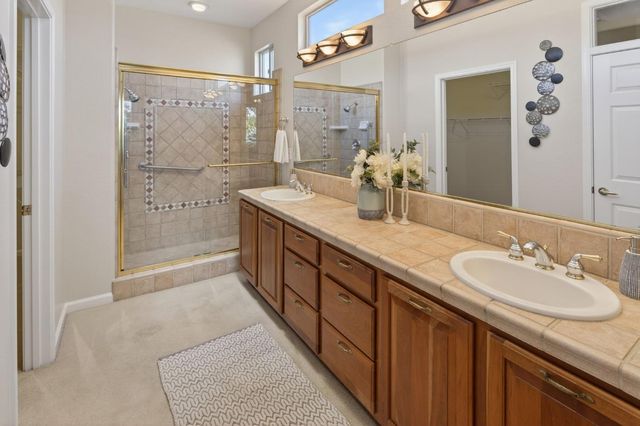 2464 Winding Way, Lincoln, CA 95648