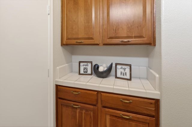 2464 Winding Way, Lincoln, CA 95648