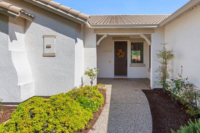 2464 Winding Way, Lincoln, CA 95648