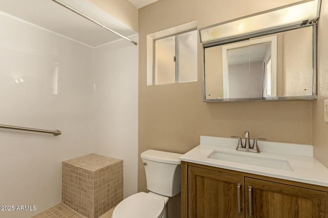 5251 E ADOBE Road, Mesa, AZ 85205