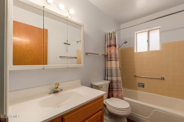 5251 E ADOBE Road, Mesa, AZ 85205