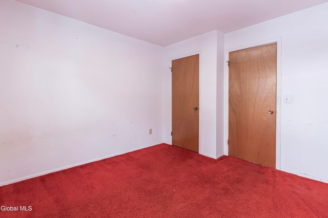 38 Joy Drive, Colonie, NY 12211