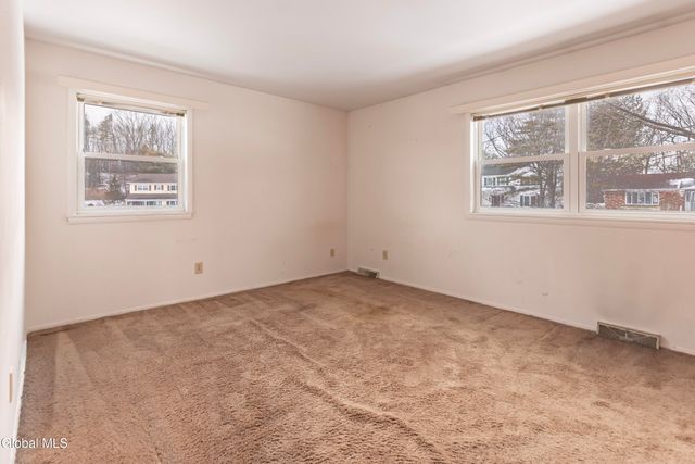 38 Joy Drive, Colonie, NY 12211