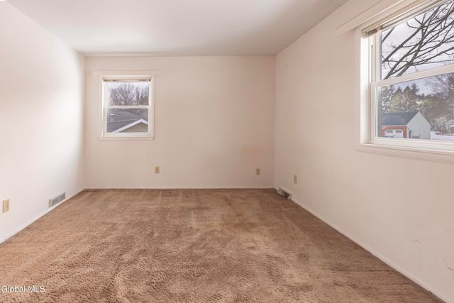 38 Joy Drive, Colonie, NY 12211