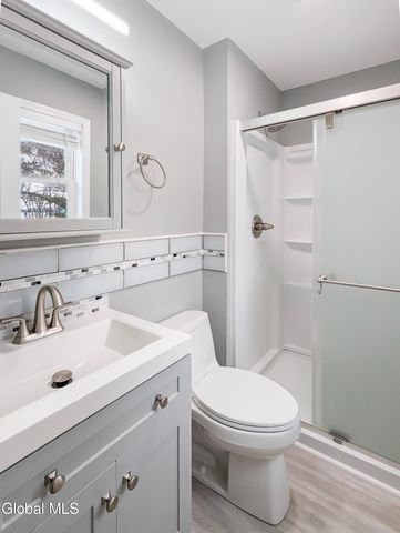 38 Joy Drive, Colonie, NY 12211