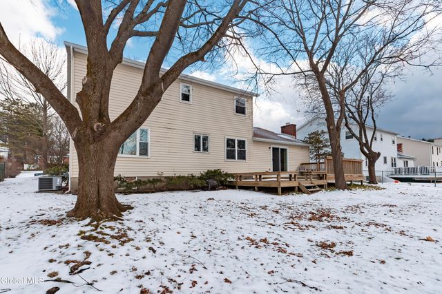 38 Joy Drive, Colonie, NY 12211