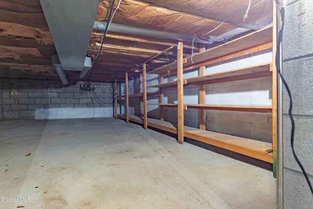 38 Joy Drive, Colonie, NY 12211