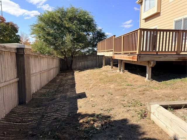 9500 E 112th Drive, Henderson, CO 80640