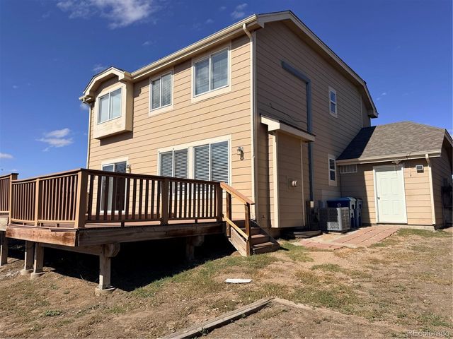 9500 E 112th Drive, Henderson, CO 80640