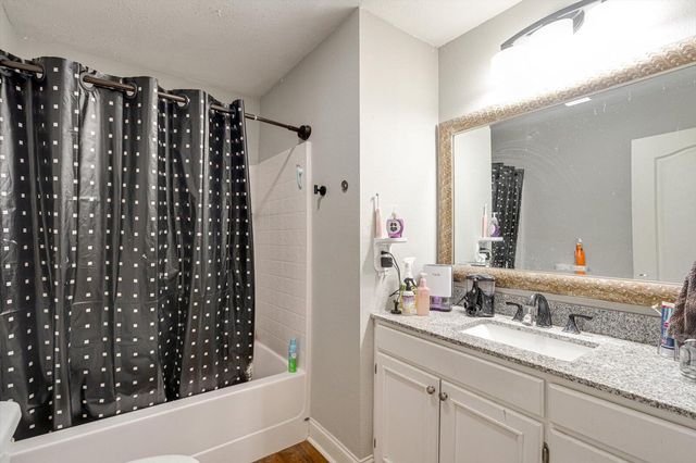 1310 W Sherry Drive, Rossville, GA 30741