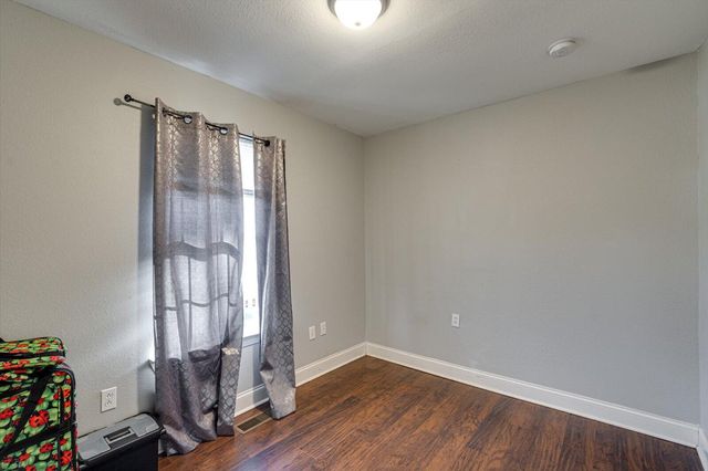 1310 W Sherry Drive, Rossville, GA 30741