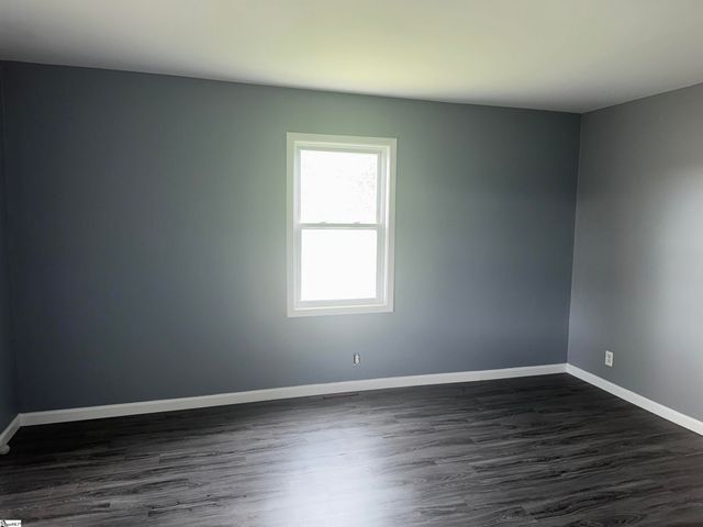 330 B Street, Jonesville, SC 29353