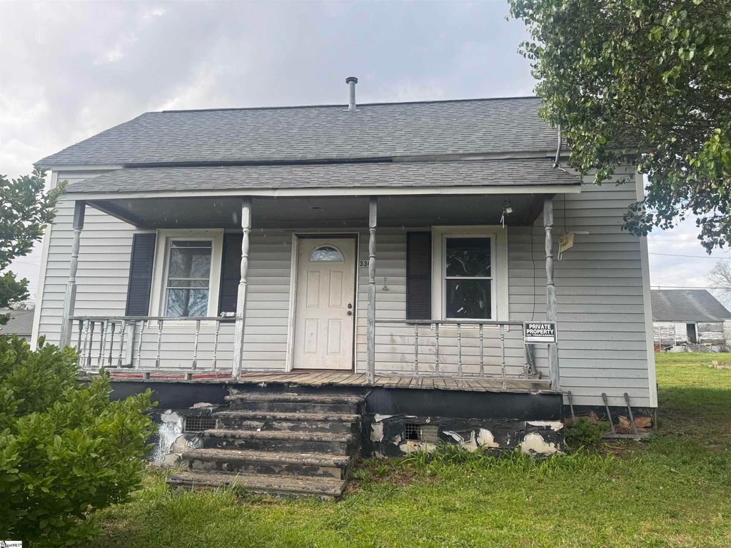 330 B Street, Jonesville, SC 29353