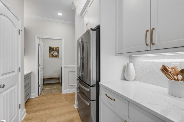 30 Hensley Road, Greenville, SC 29607