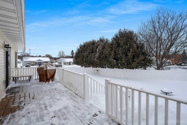 1000 W Ludington Street, Iron Mountain, MI 49801