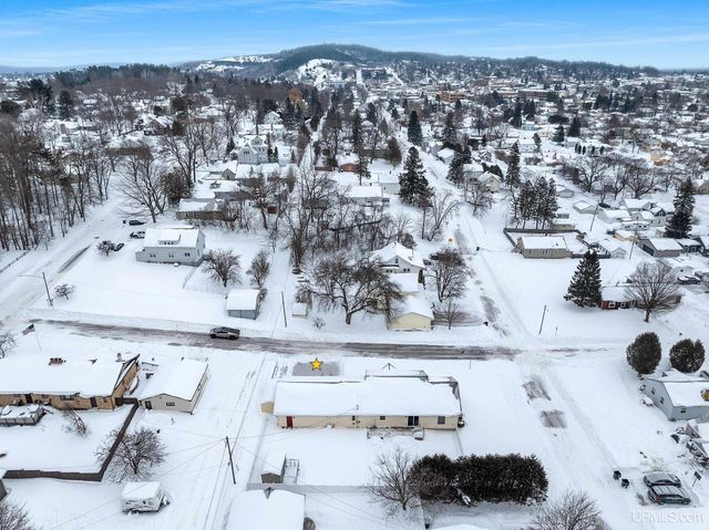 1000 W Ludington Street, Iron Mountain, MI 49801