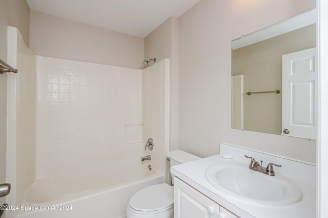 1792 Parrsboro Street NW, Palm Bay, FL 32907