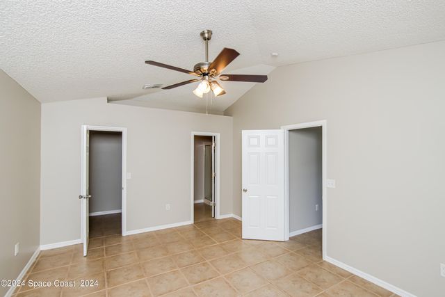 1792 Parrsboro Street NW, Palm Bay, FL 32907