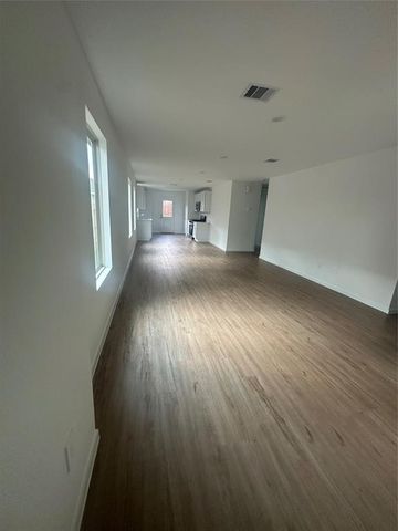 2621 Castille Valley Pl, Conroe, TX 77301